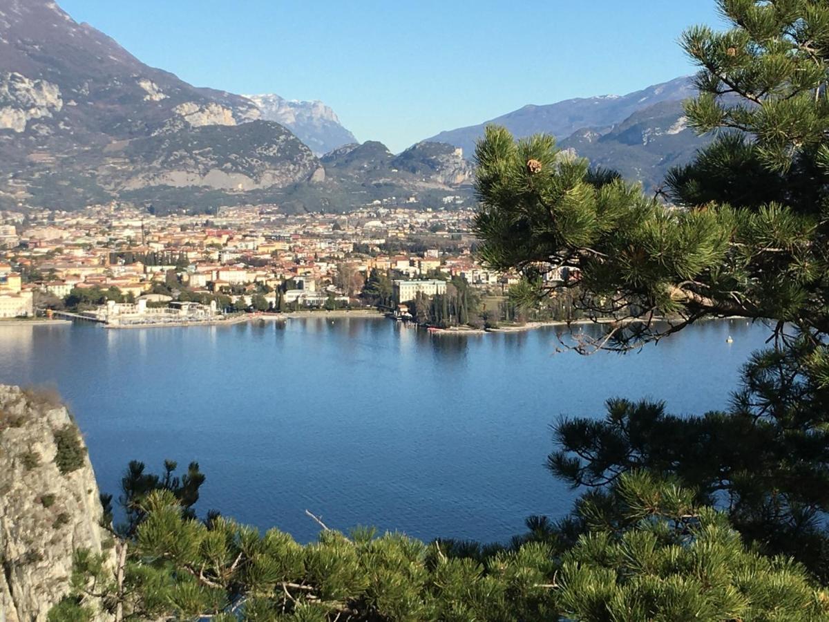 Appartamento La Bastia Fra Il Lago Di Garda E Brescia Citta Nuvolento Exteriör bild